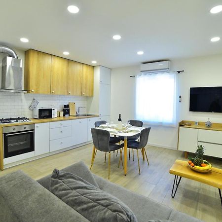 Apartment Maris Sinj Extérieur photo