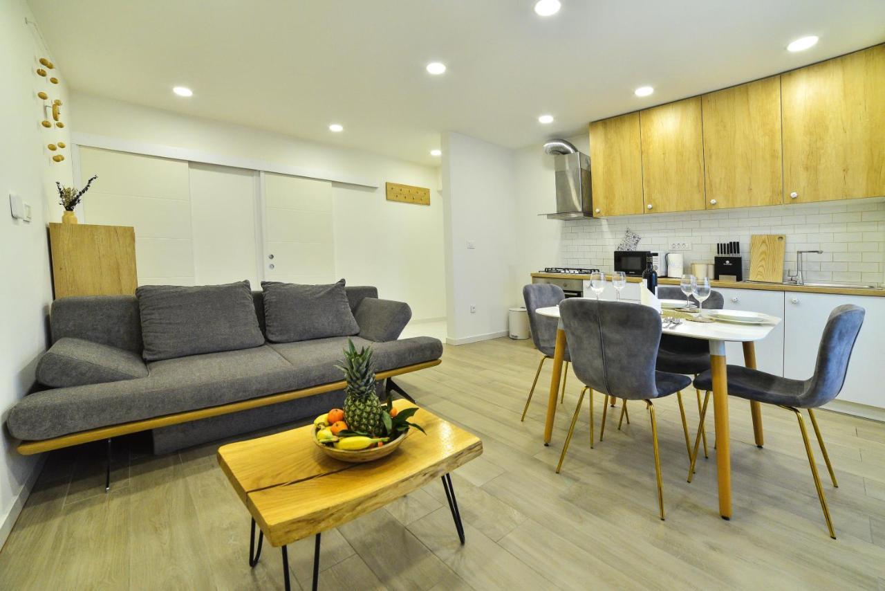 Apartment Maris Sinj Extérieur photo