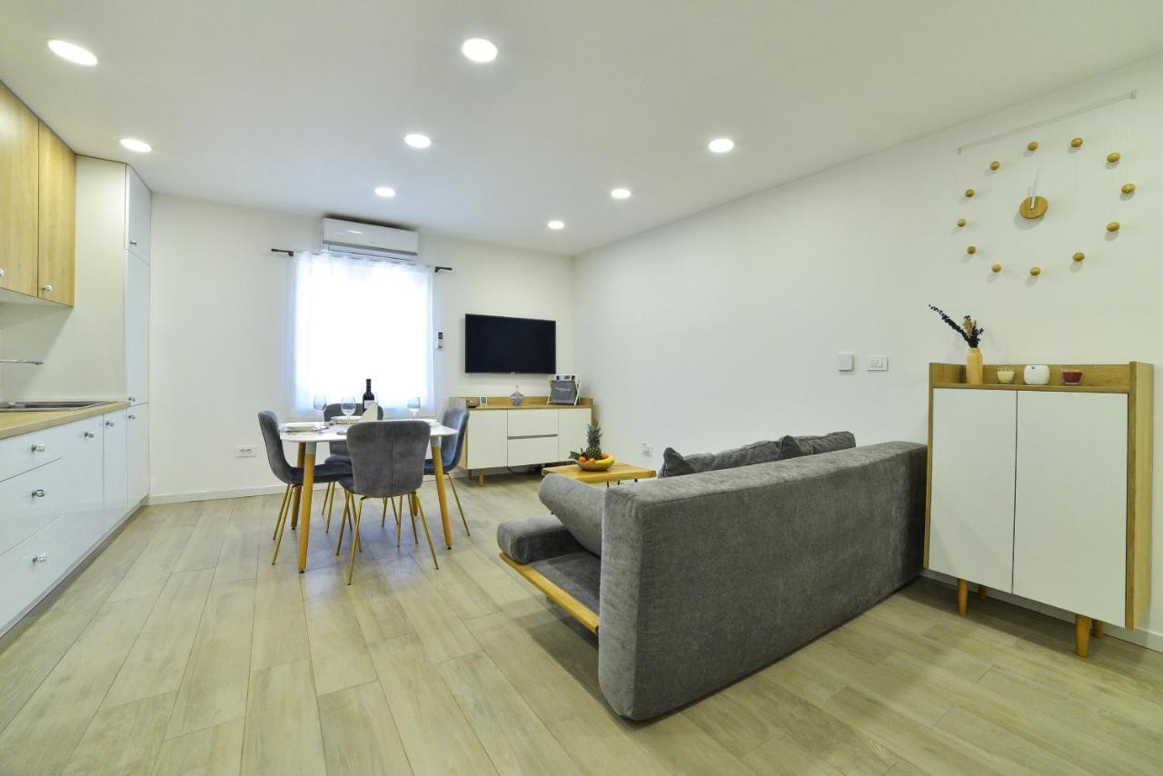 Apartment Maris Sinj Extérieur photo