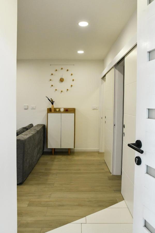Apartment Maris Sinj Extérieur photo