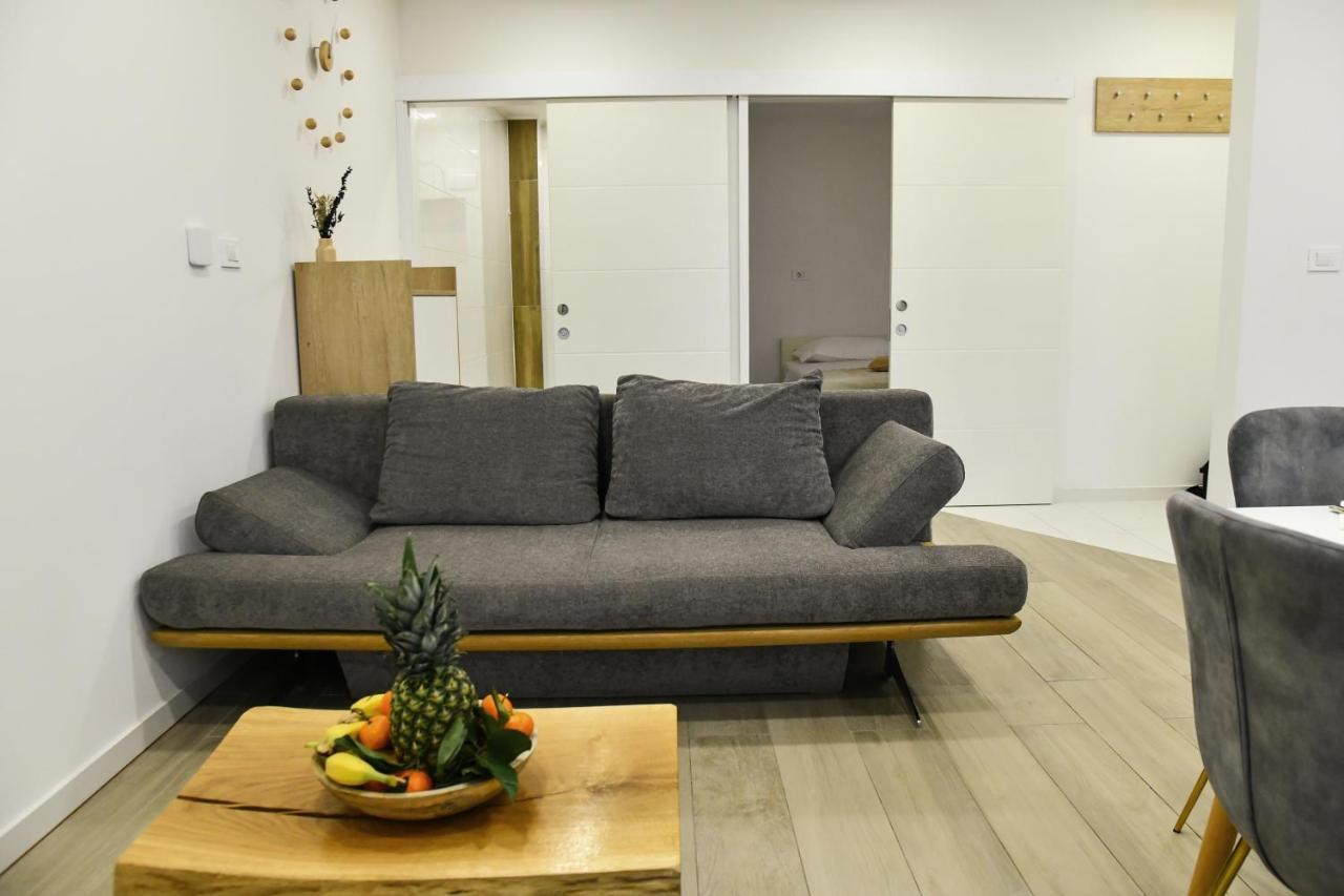 Apartment Maris Sinj Extérieur photo